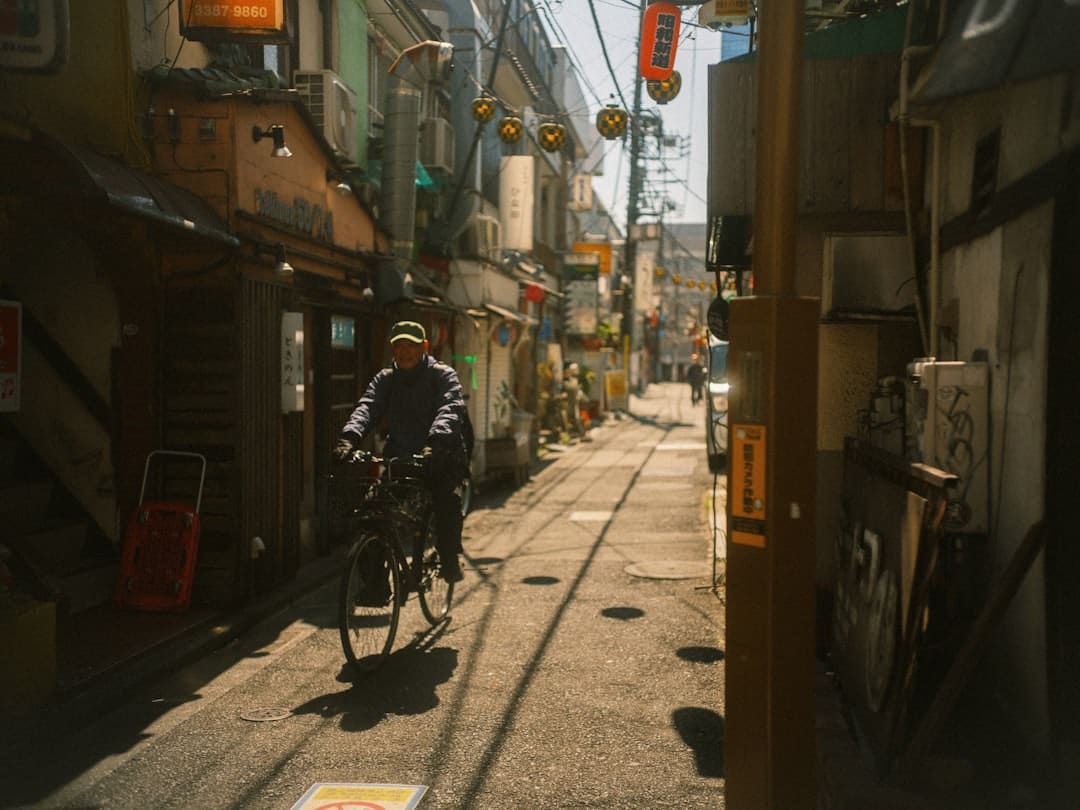 上纬新材：估计上半年度净利润2990万元 同比削减32.91%